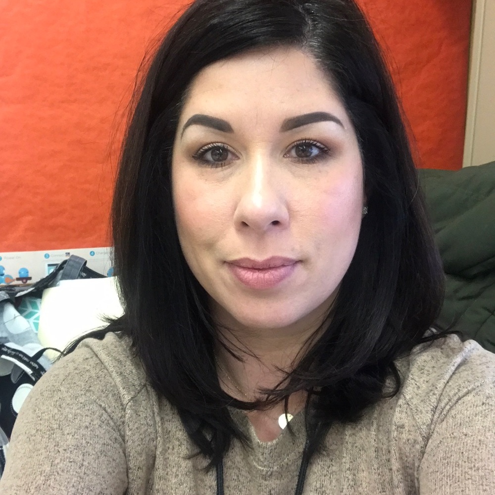 Meet your Posher, Alexandra